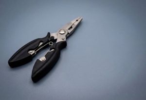 Pliers